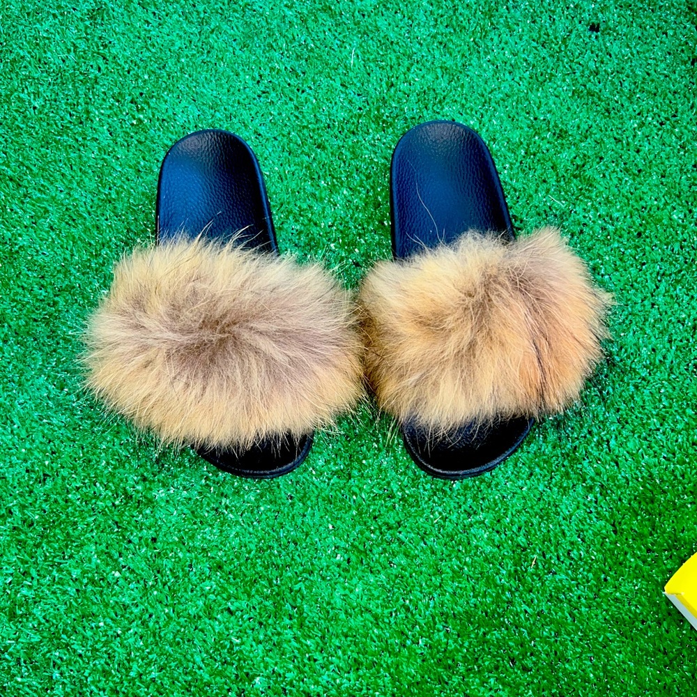 Womens fur slides